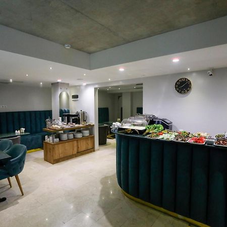 M 1 T Hotel Tbilissi Extérieur photo