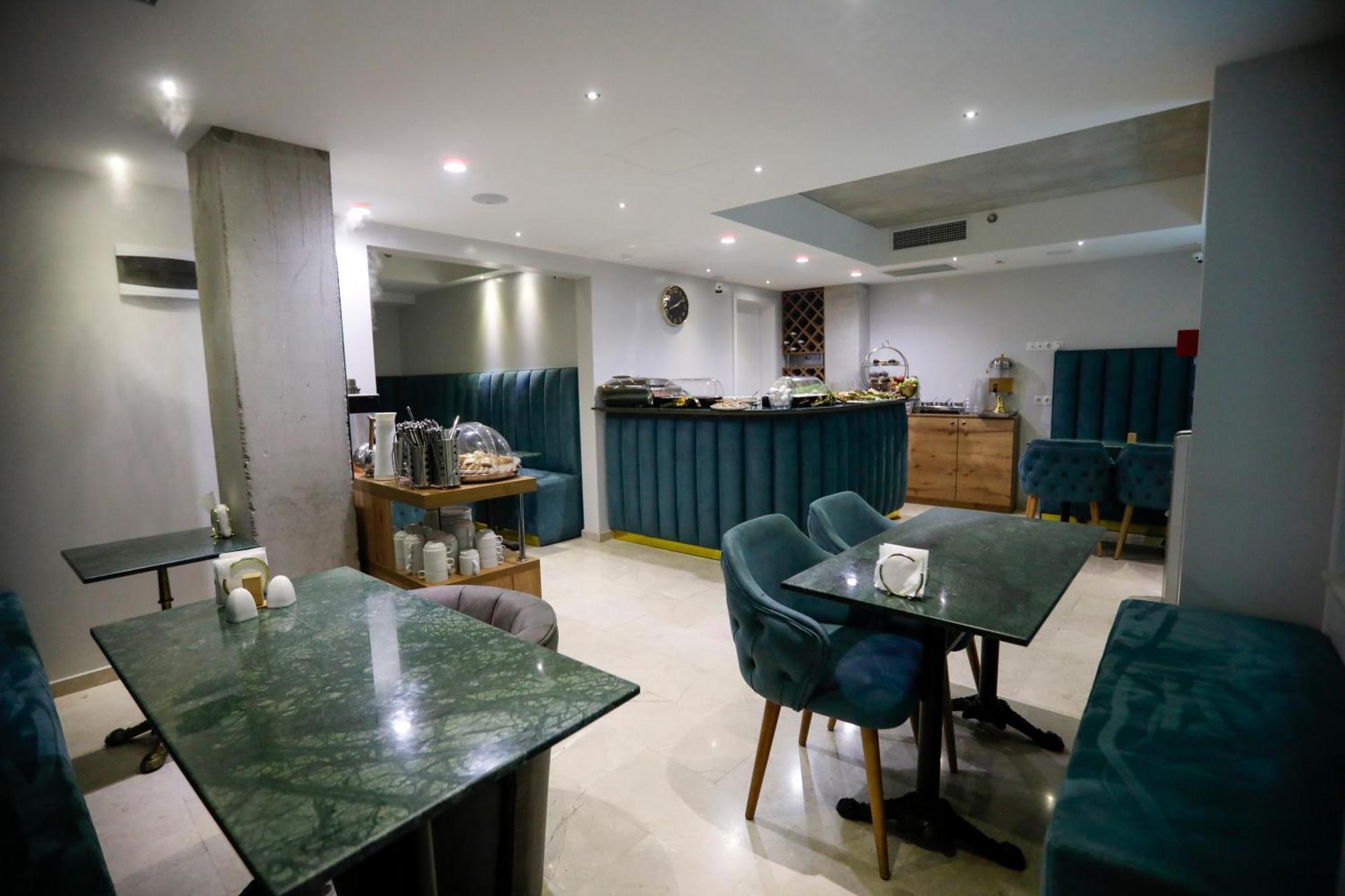 M 1 T Hotel Tbilissi Extérieur photo