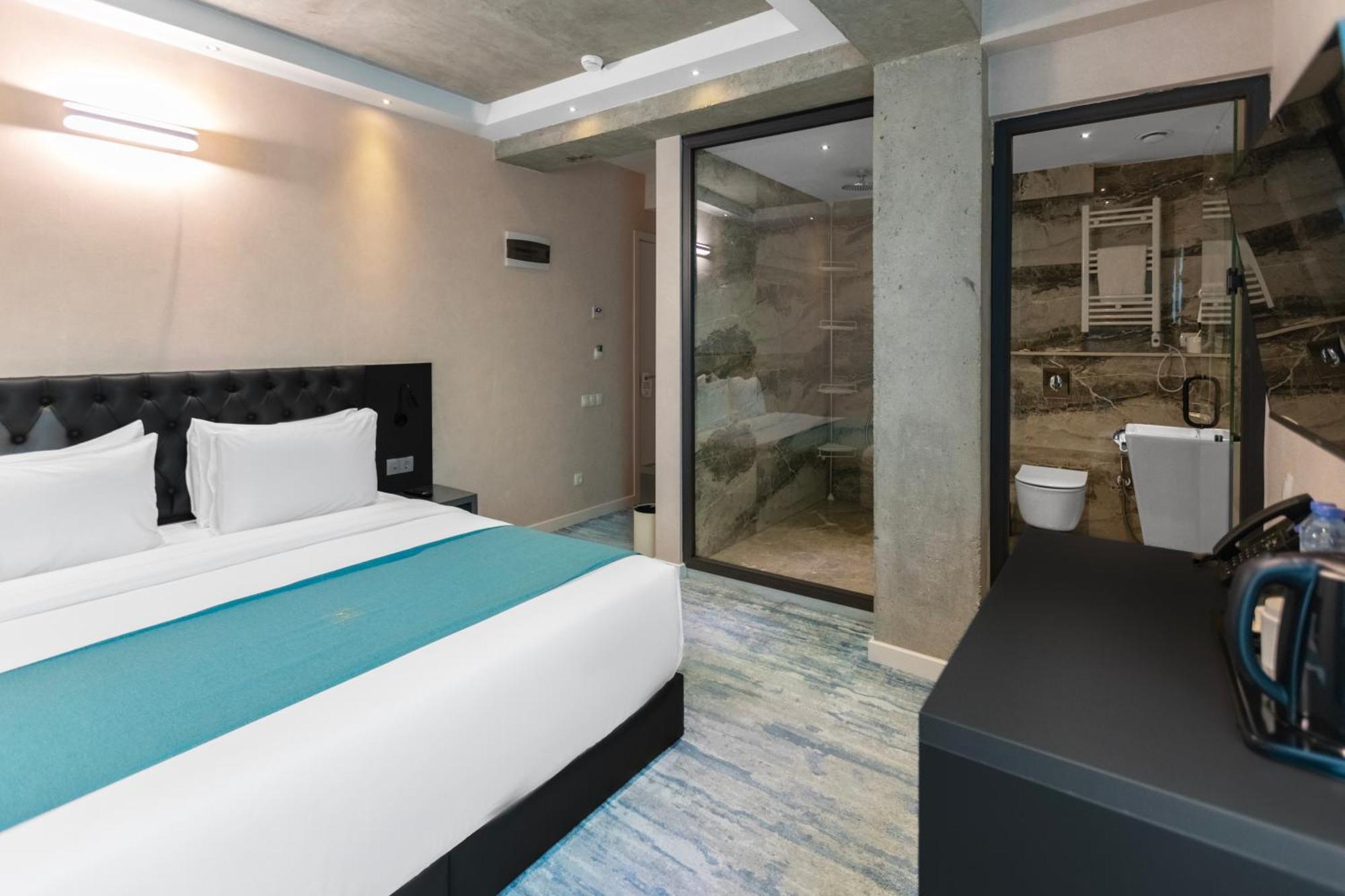 M 1 T Hotel Tbilissi Extérieur photo