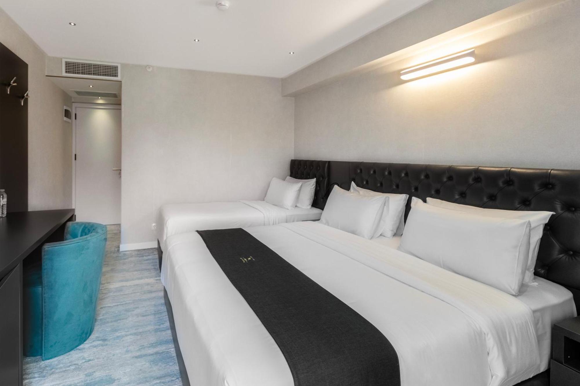M 1 T Hotel Tbilissi Extérieur photo