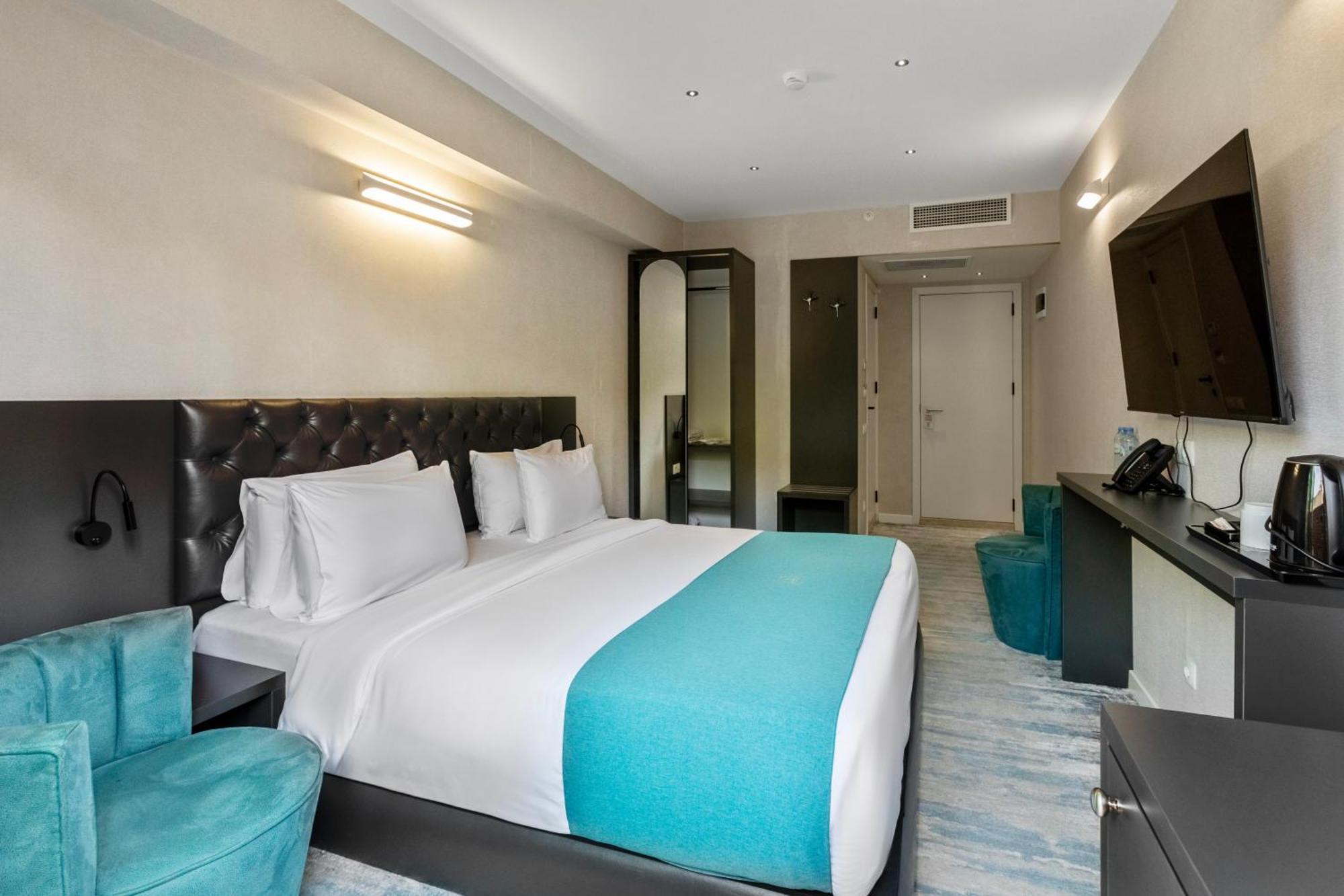 M 1 T Hotel Tbilissi Extérieur photo